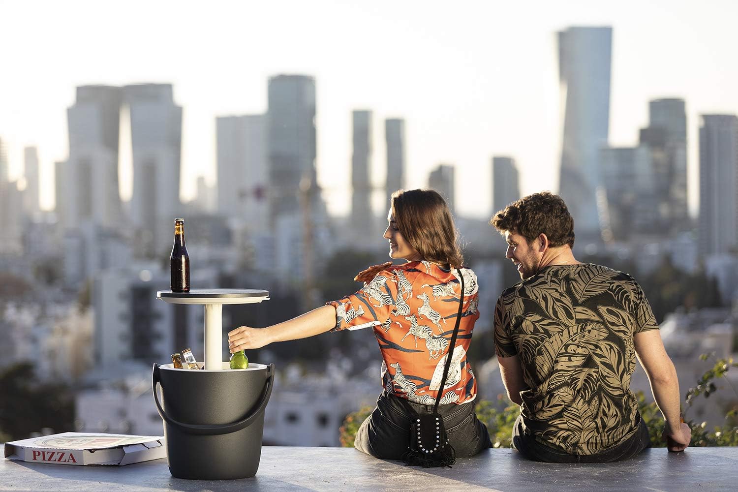 KETER Go Bar 4.2 Gallon Beer and Wine Cooler with Handle and Pop Up Outdoor Table Perfect for Your Patio, Picnic, and Beach Accessories, Graphite : Garden & Outdoor