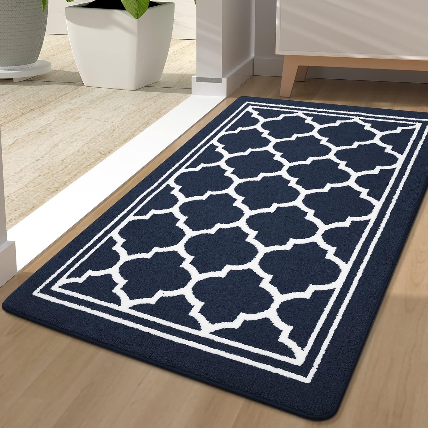 Homaxy Washable Door Mats Indoor, Dirt Trapper Mat Absorbent Non-Slip Low Profile Doormat for Entrance, Inside, Kitchen, Front Back Door, Pets and Dogs— 80 x 120 cm, Navy Blue
