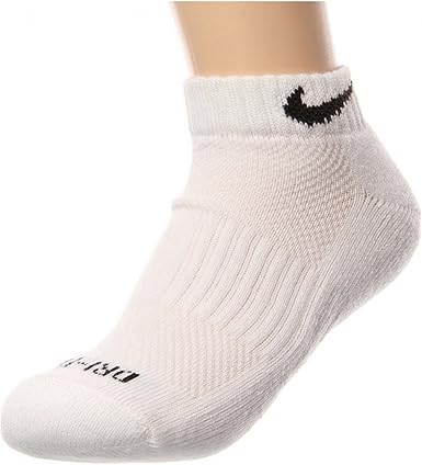nike dri fit socks low cut