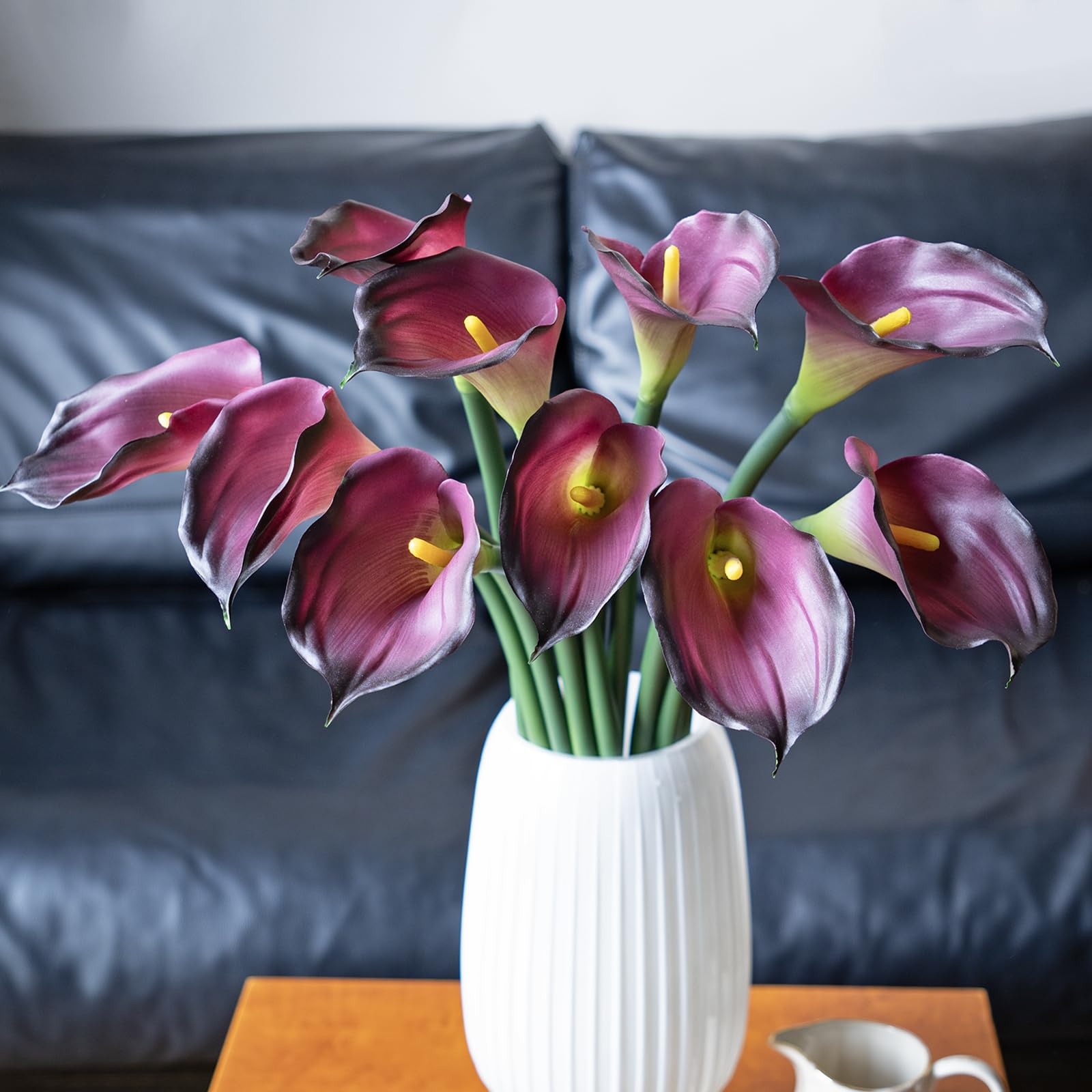 5 Pcs Large Artificial Calla Lily Flowers 25.6'' Long Stem Real Touch Latex Bouquet for Wedding Bridal Bouquet Room Office Party Home Decor Floral Arrangements(Purple 5pcs)