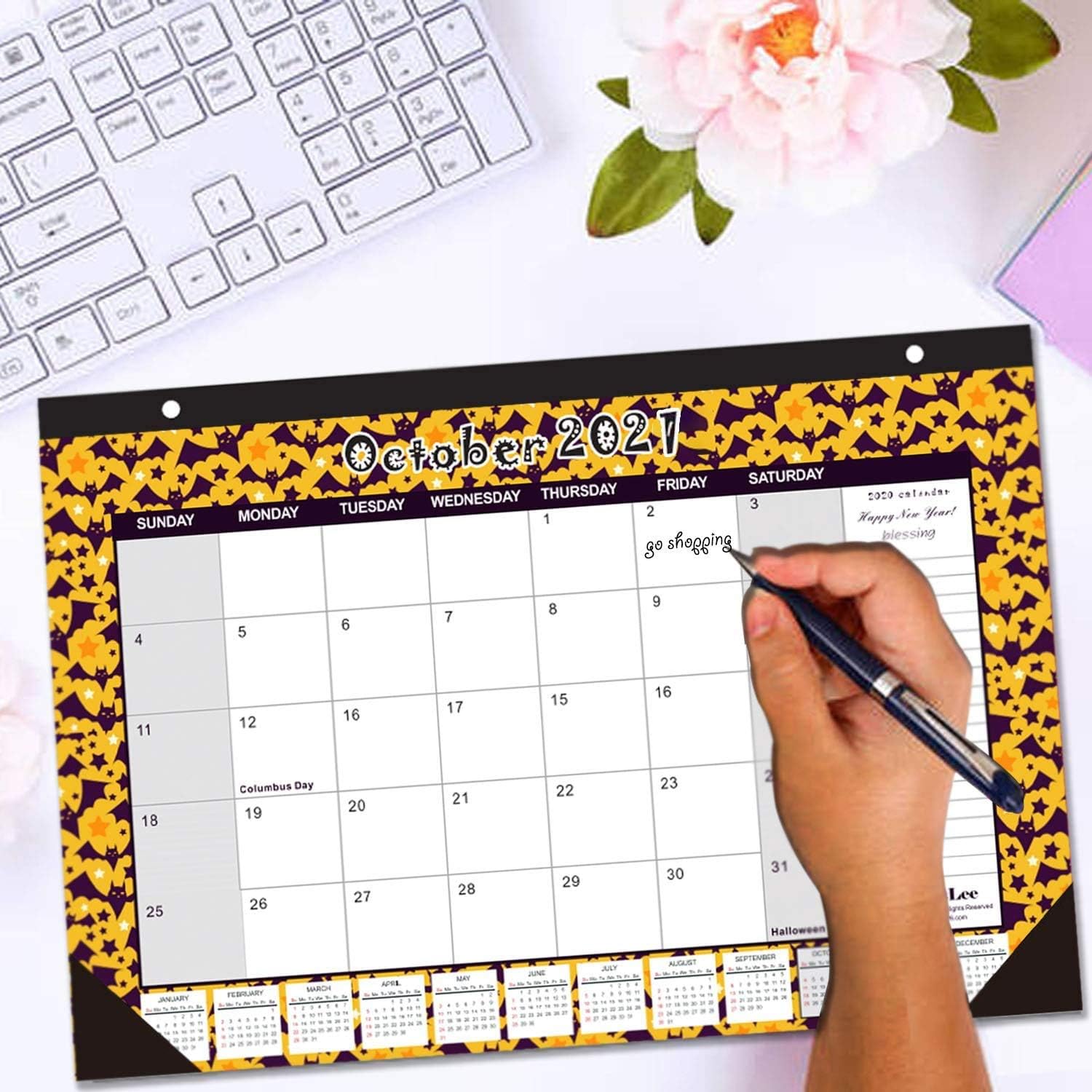 Desk Calendar 2021-2022: Large Monthly Pages 17 x 11-1/2 Inches Runs from July 2021 Through December 2022-18 Monthly Desk/Wall Calendar can be Used Throughout 2022 : Office Products