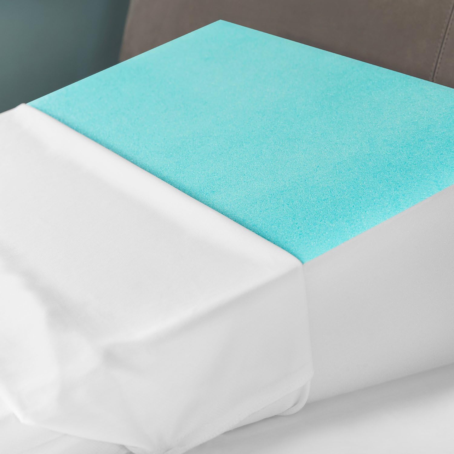 BioPEDIC Bed Wedge with Gel Coating: Home & Kitchen