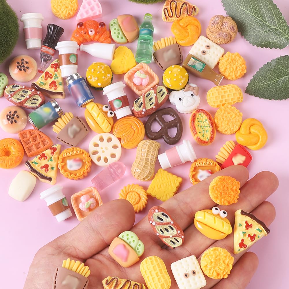 100pcs Miniature Foods Drink Bottles Toys, Mixed Mini Resin Food Drinks Figures Pretend Play Kitchen Game Party Favor Toy for Dollhouse Accessories Decorations