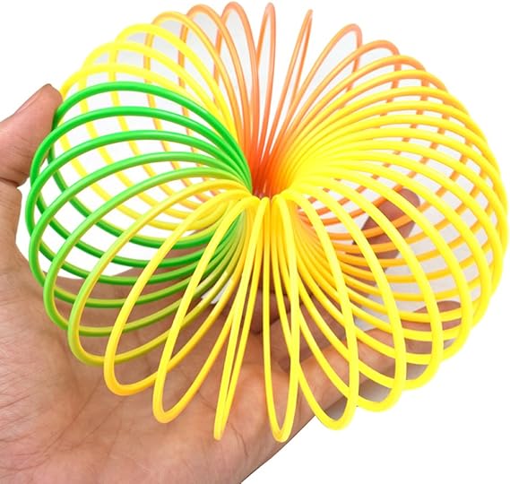 Amazon Co Jp バネ おもちゃ レインボースプリング カラフル 面白い 子供のおもちゃ ギフト プレゼント ホーム キッチン