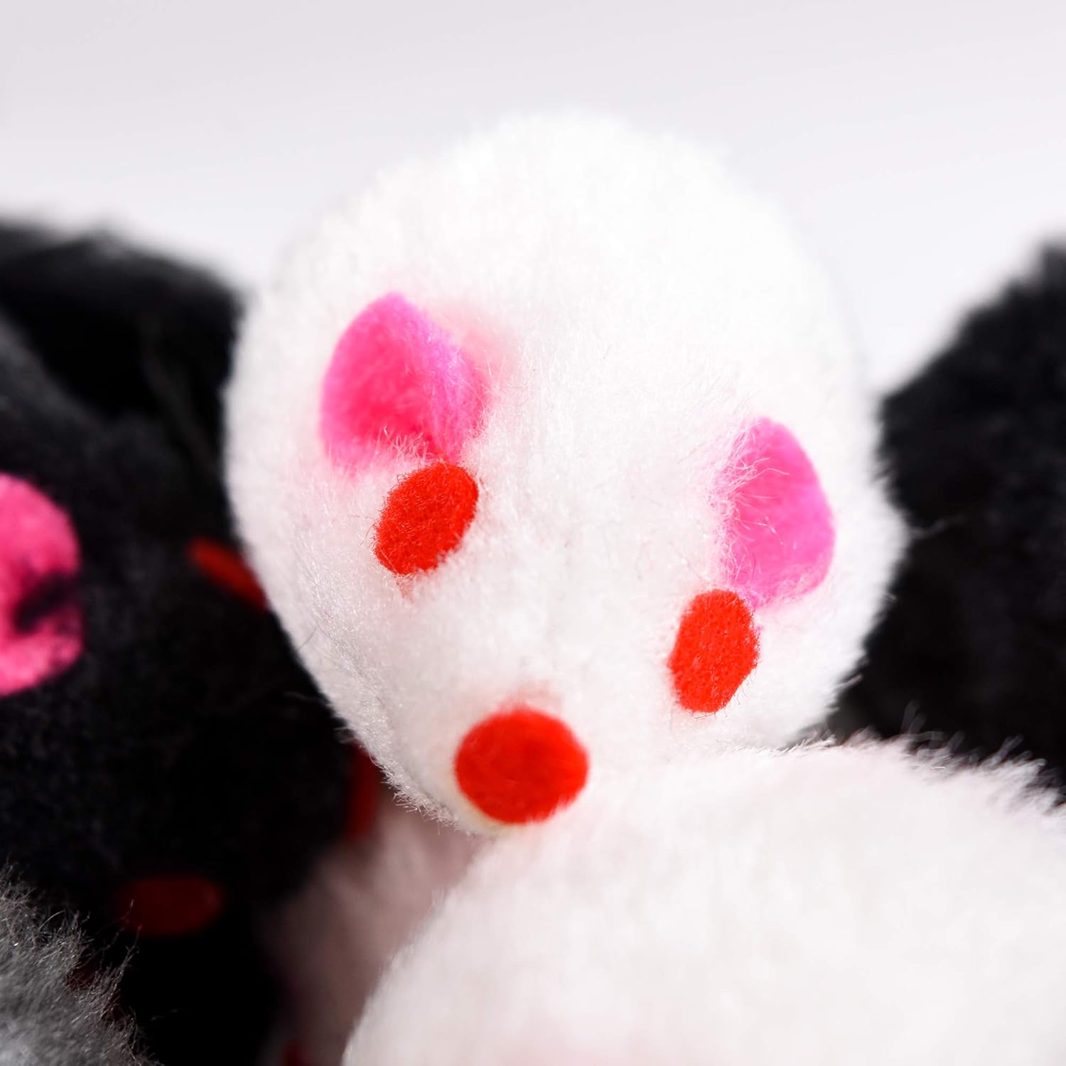 Penn Plax Play Fur Mice Cat Toys – Mixed Bag of 12 Play Mice with Rattling Sounds – 3 Color Variety Pack - CAT531, black and white : Pet Mice And Animal Toys : Pet Supplies