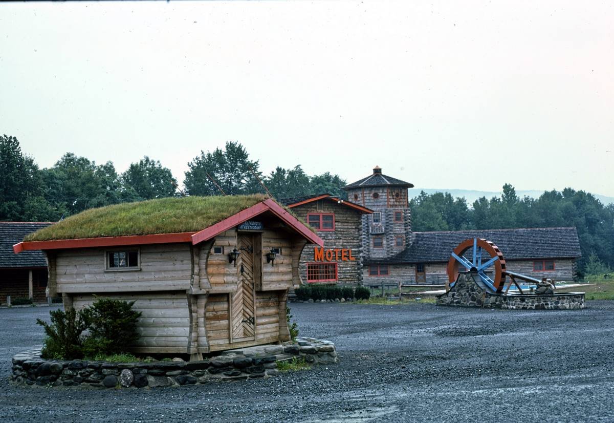 Amazon Com Roadside America Photo Collection 1976 Mt Pleasant