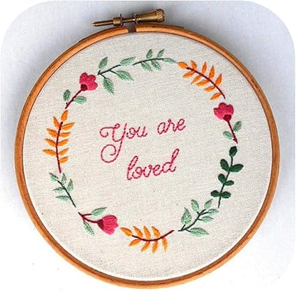 Amazon Co Jp 刺繍クロス 3dヨーロッパ刺繍素材パッケージ花パターンdiyクロスステッチキット手作り工芸品縫製用品裁縫セット 4 ホーム キッチン