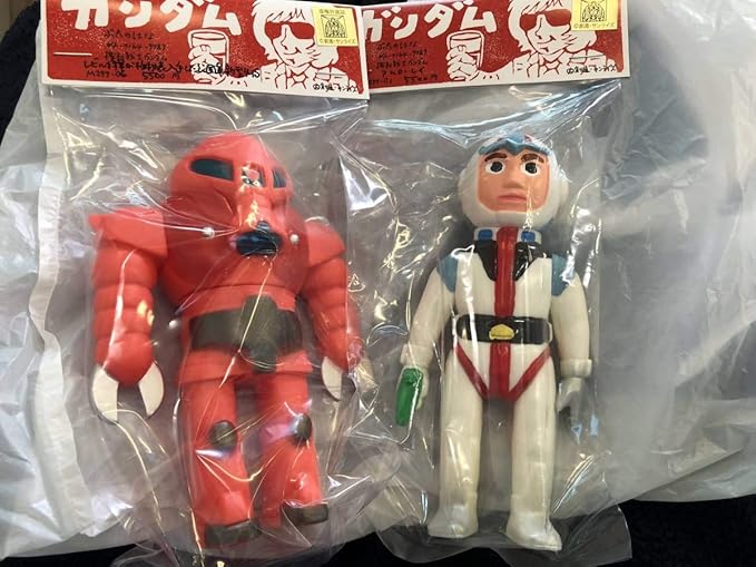 Amazon Co Jp ぶたのはな アムロ レイ レビル将軍 ソフビ セット 機動戦士ガンダム C3afa Tokyo 18 キャラホビ ホビー 通販