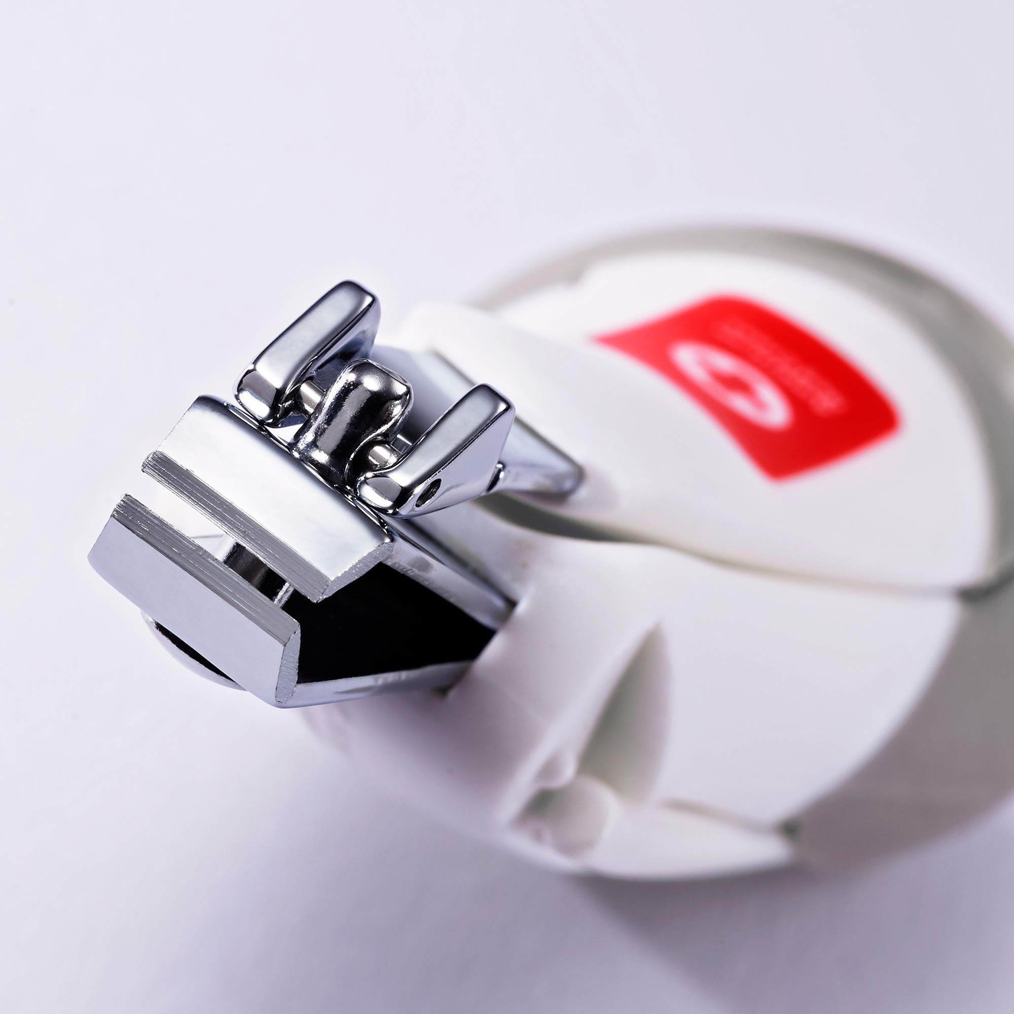 The First Years, Deluxe Baby Nail Clipper with Magnifier, 1 Pack