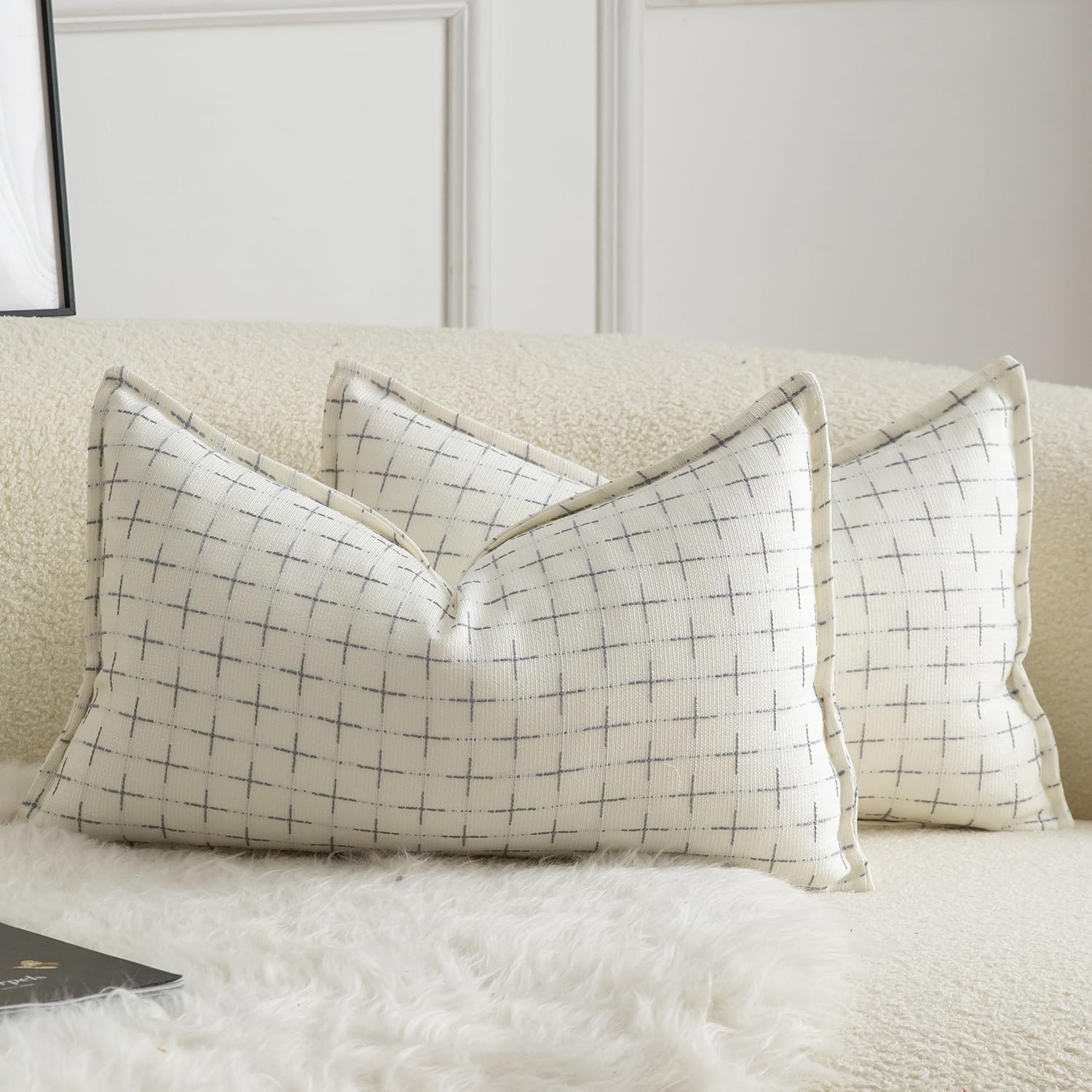 Mandioo Pack of 2 Burlap Linen Cushion Covers Woven Textured Modern Farmhouse Throw Pillow Cases Decorative Couch Sofa Bed Living Room 12 x 20 Inch 30x50 cm White