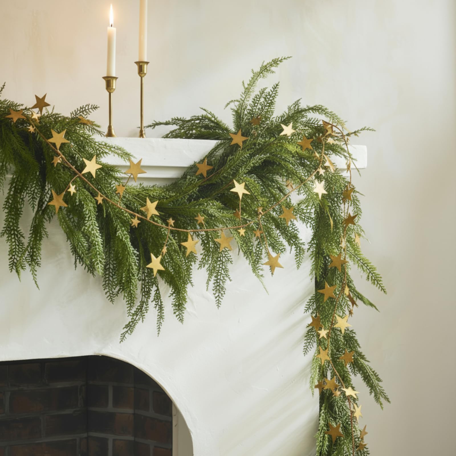 Photo 1 of LEIFIDE 50 Inch Christmas Golden Star Garland Glitter Brass Garland Stars Metal Brass Hanging Star Decor Christmas Decorations for Xmas Home Front Door Mantle Table Centerpiece Outdoor Xmas Decor