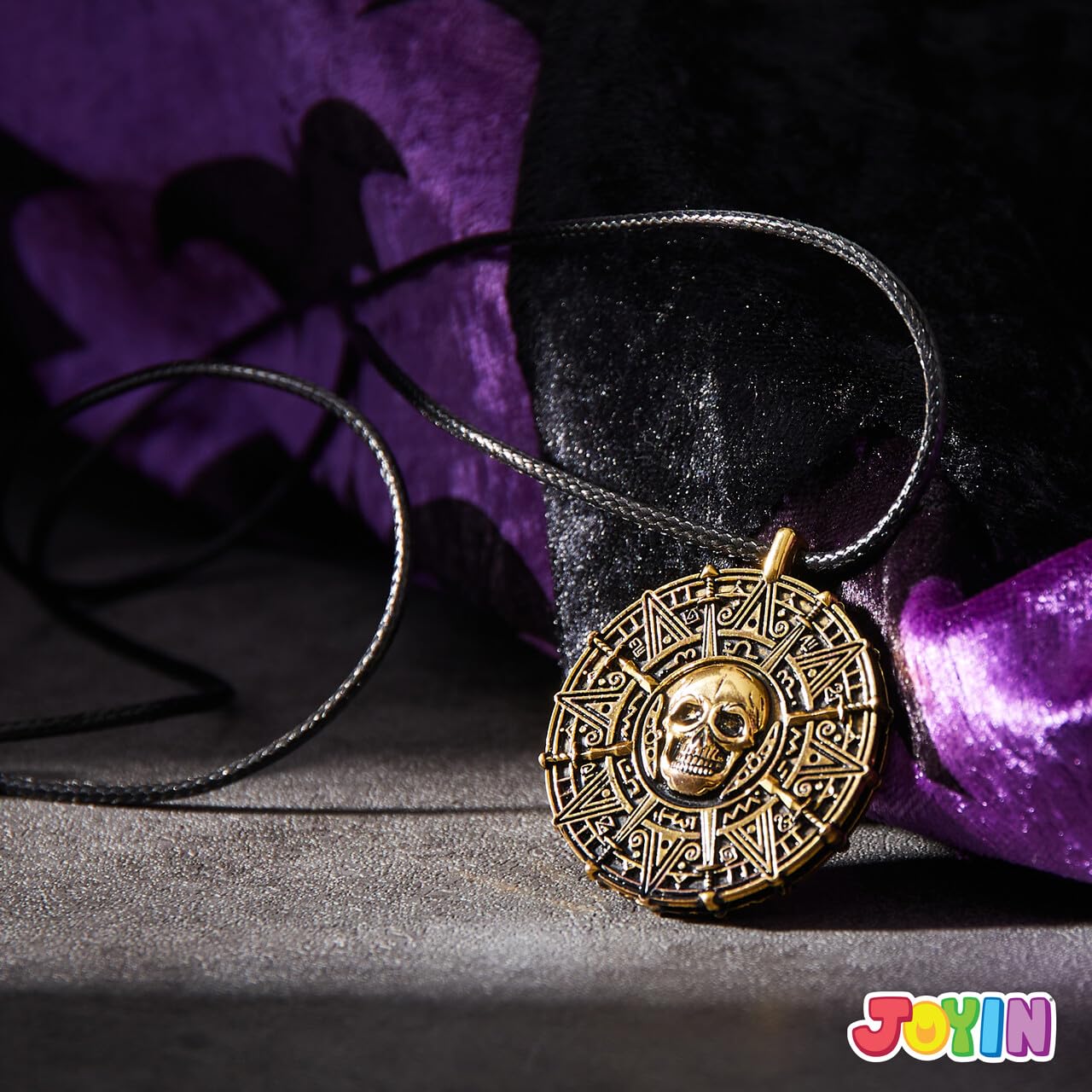 Spooktacular Creations Spooktacular Creations Halloween Pirate Coin Necklace Pirate Skull Necklace Accessories for Men Women Halloween Cosplay, Pirates Costume, Halloween Dress Up Party Favors