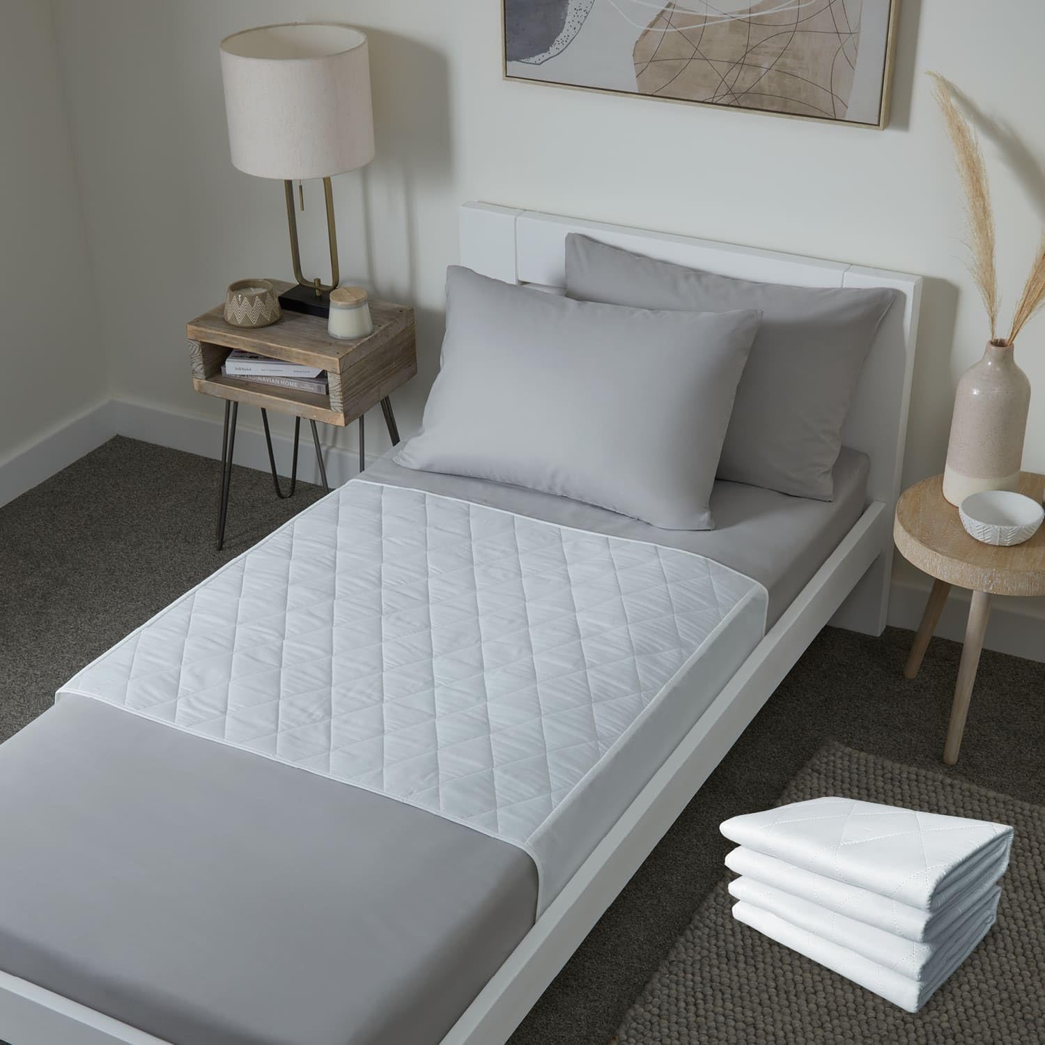 2 x Washable bed mats with wings by guardedsleep | Premium quality waterproof bed pads | Incontinent bed wetting sheets for adults or children | Reusable mattress protector for incontinence