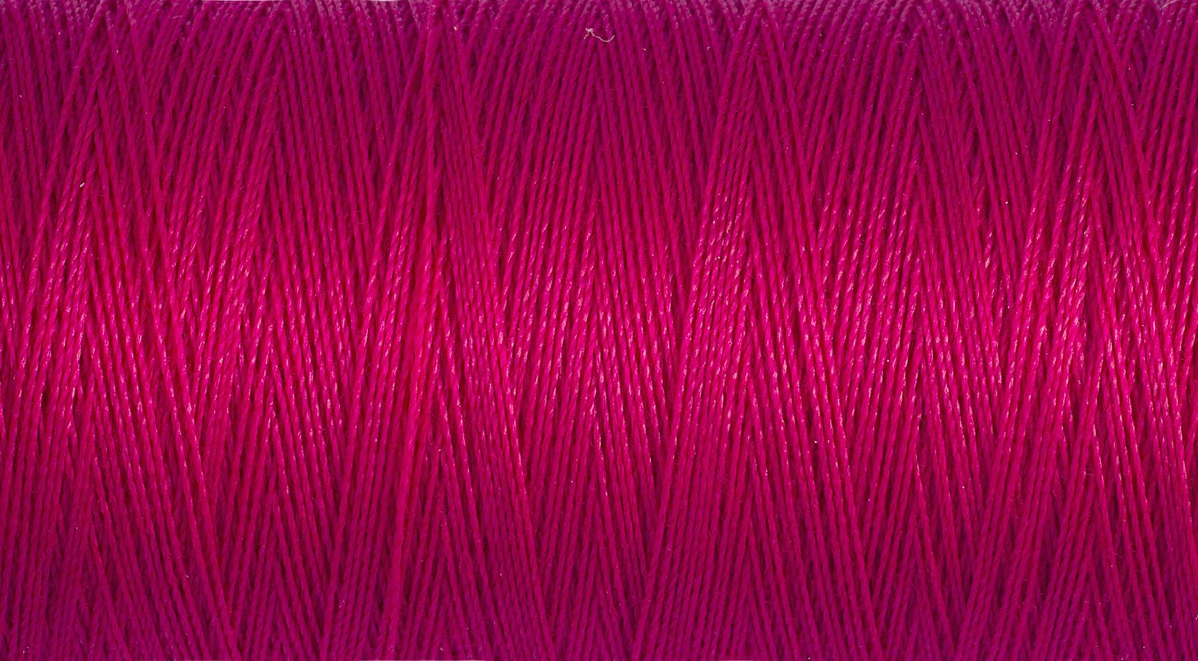 Gutermann Sew All Polyester Thread, 250Mtr, Shocking Pink (0382), 5.5 x 2.7 x 2.7 cm