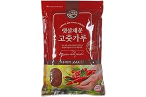 HELLO KFOOD Korean Premium Red Chili Pepper Flakes 1.1Lb 500g - Medium Spicy Coarse Gochugaru for Kimchi, Seasoning 100% 한국산 보통 매운맛 고춧가루, 굵은 입자