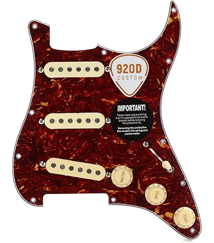 ギター Fender Pre-Wired Strat PG Fender Pre-Wired Strat Pickguard, Hot Noiseless SSS, 11 Hole PG