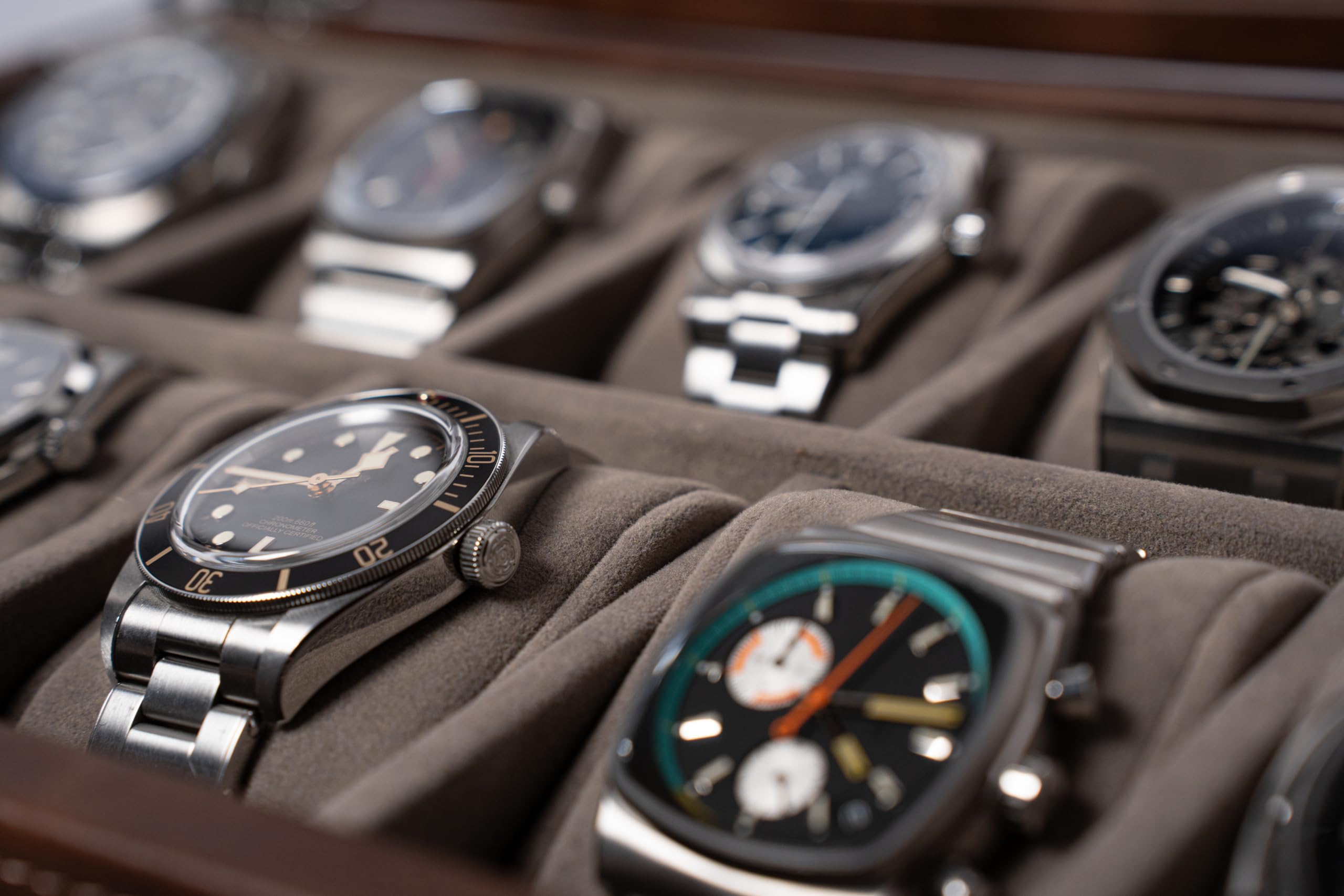 BEERUST 10 Slot Leather Watch Box Organizer for Men - Display Case with Valet Drawer - Ideal for Large Wrist Watches and Jewelry