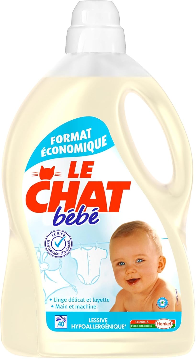 Le Chat Bebe Lessive Liquide Diluee Hypoallergenique Flacon 3 L 40 Lavages Amazon Fr Hygiasne Et Soins Du Corps