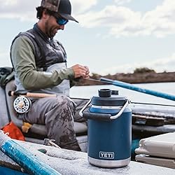 YETI Rambler Half Gallon Jug 2.0, Vacuum