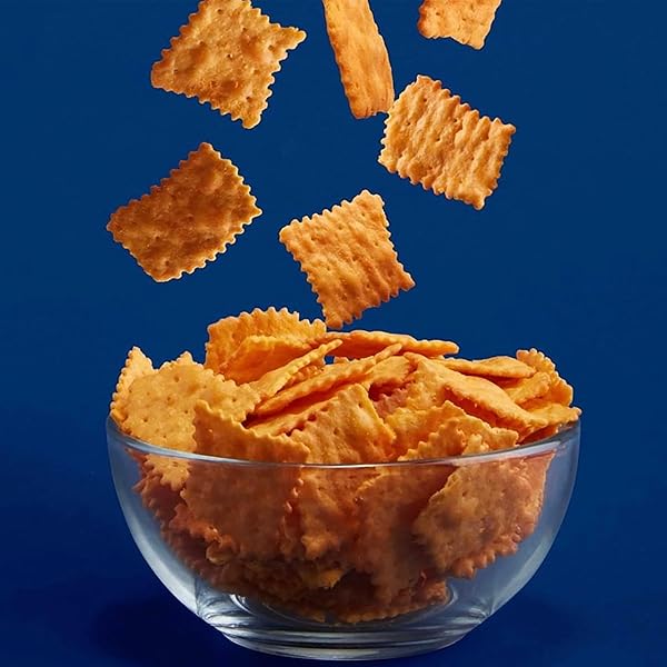 RITZ TOASTED CHIPS CHEDDAR CRACKERS, 8.1 OZ