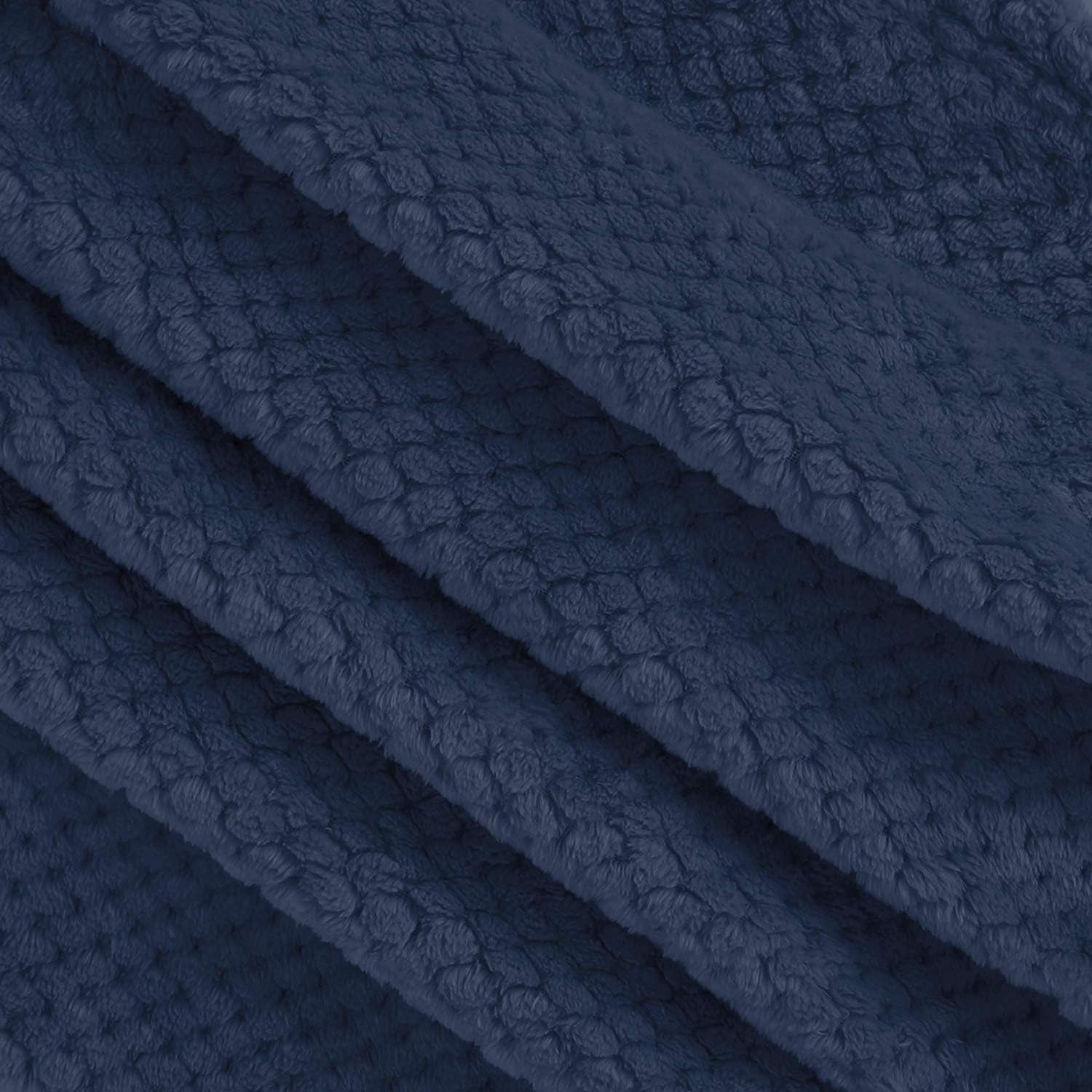 Exclusivo Mezcla Fleece Throw Blanket Extra Large, Super Soft and Warm Blankets for Couch Sofa and Bed Waffle Textured, Cozy - Image 5