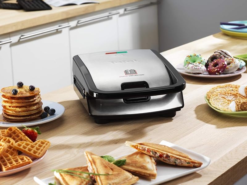 SW852D - Sandwichera, 700 W, revestimiento antiadherente, negro/acero inoxidable