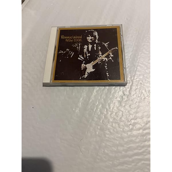 ロン・ウッド　スライド・オン・ディス楽譜集 Mi05NTc3LmpwZWc.jpeg