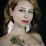 Jagowa 100 Pcs Feathers for Crafts Colorful Natural Goose Feathers White view 5