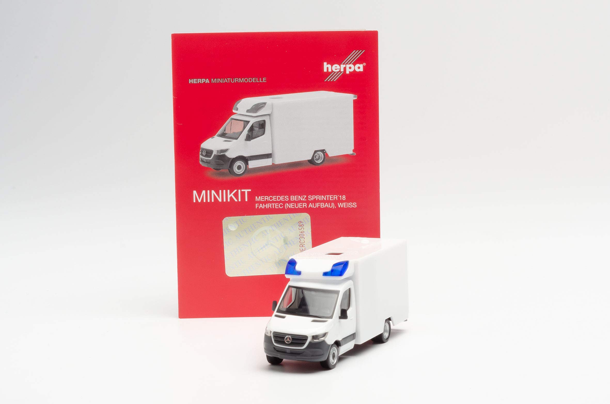 Herpa 013826 H0 Mercedes Benz Minikit Sprinter 18 Fahrtec RTW (New Assembly), White