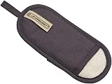 Le Creuset 4-Layer Textile Handle Glove Flint 95001400444000 view 4