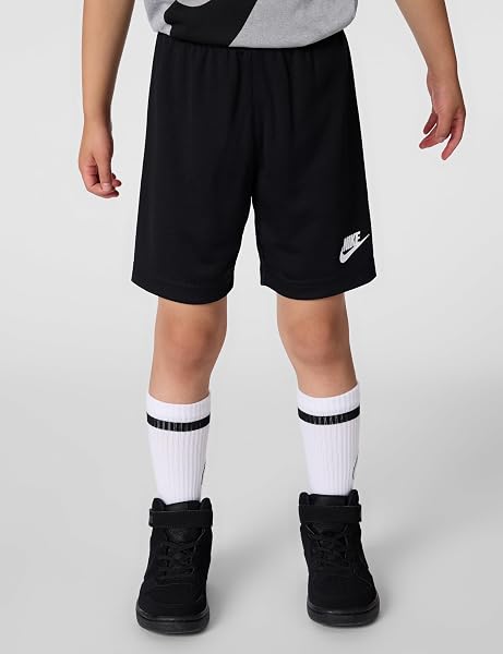 DRI-FIT SPORTSWEAR T-SHIRT AND MESH SHORTS 2-PIECE OUTFIT SET