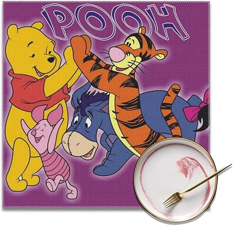 Amazon くまのプーさんと仲間たちの壁紙5 ランチョンマット 高級感 おしゃれ かわいい 食卓飾り 滑り止め 断熱 お手入れ簡単 コーヒーマット 家庭レストラン用 ４枚セット プレースマット30 30cm ランチョンマット オンライン通販