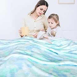 Fleece Blanket Green Throw Blanket - 300GSM Throw