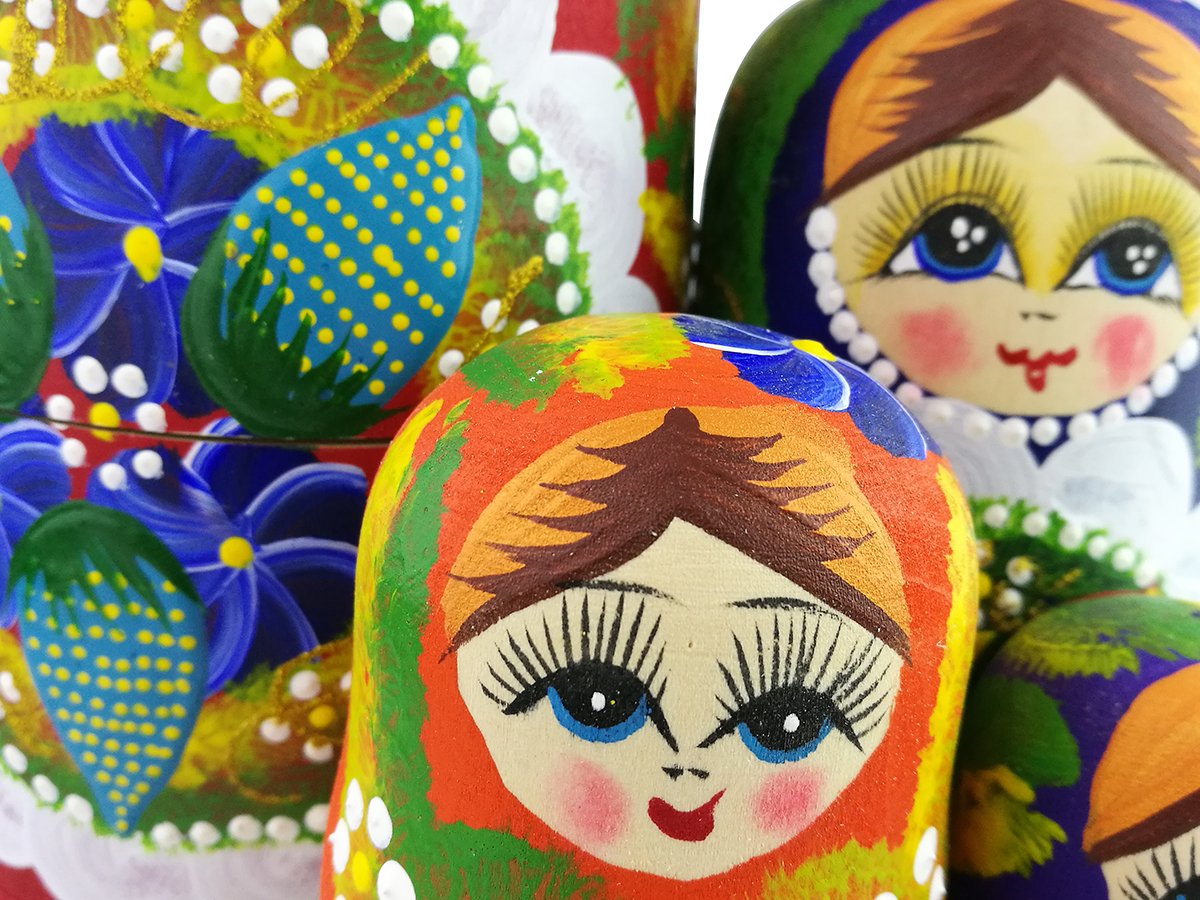 Winterworm® 7pcs Red Flowers and Berries Wooden Russian Nesting Dolls Matryoshka Russian Doll