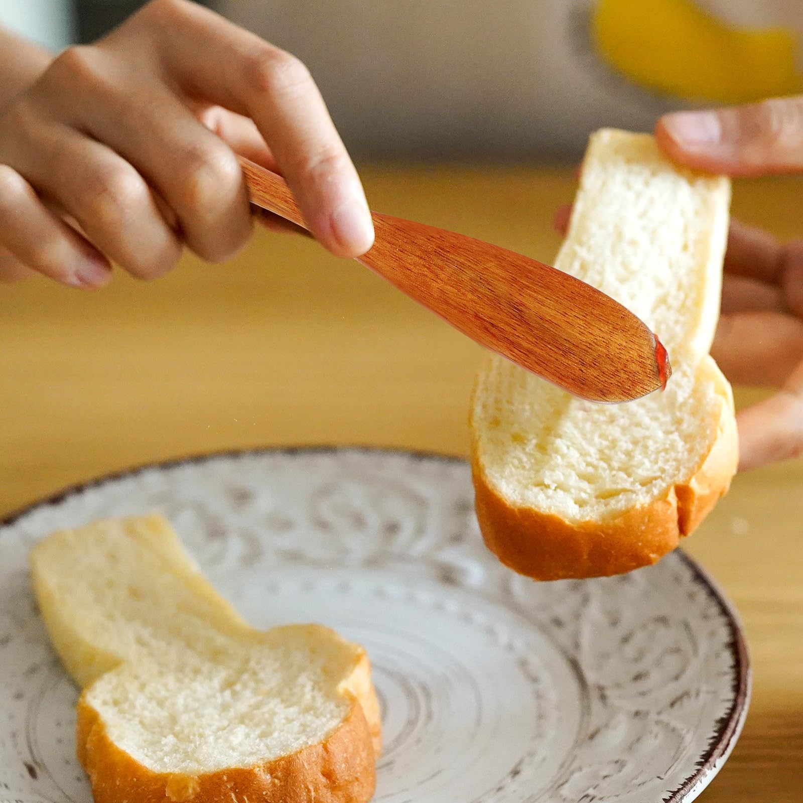 UPKOCH 4 StüCk Holzbuttermesser - Handgefertigte Schwedische FrüHstüCksmesser, KäSe Streuer, Marmeladenmesser, Kuchenmesser, KüChenwerkzeug 3