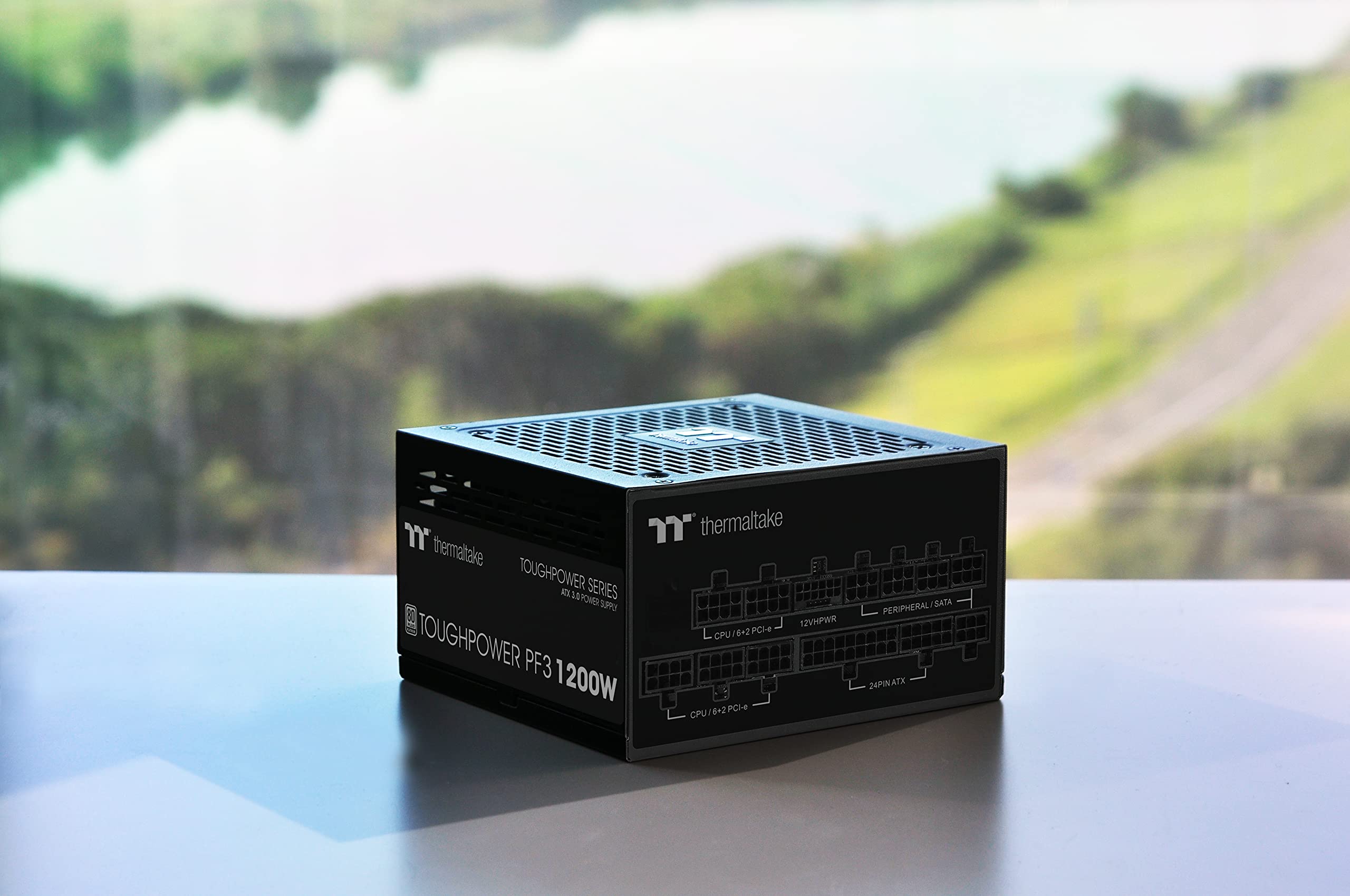 Thermaltake | Toughpower PF3 Platinum 1200W | ATX Netzteil | ATX 3.0 | PCIe Gen 5.0 | 12VHPWR | 80 Plus Platinum | sehr leise | vollmodular | 10 Jahre Garantie 6