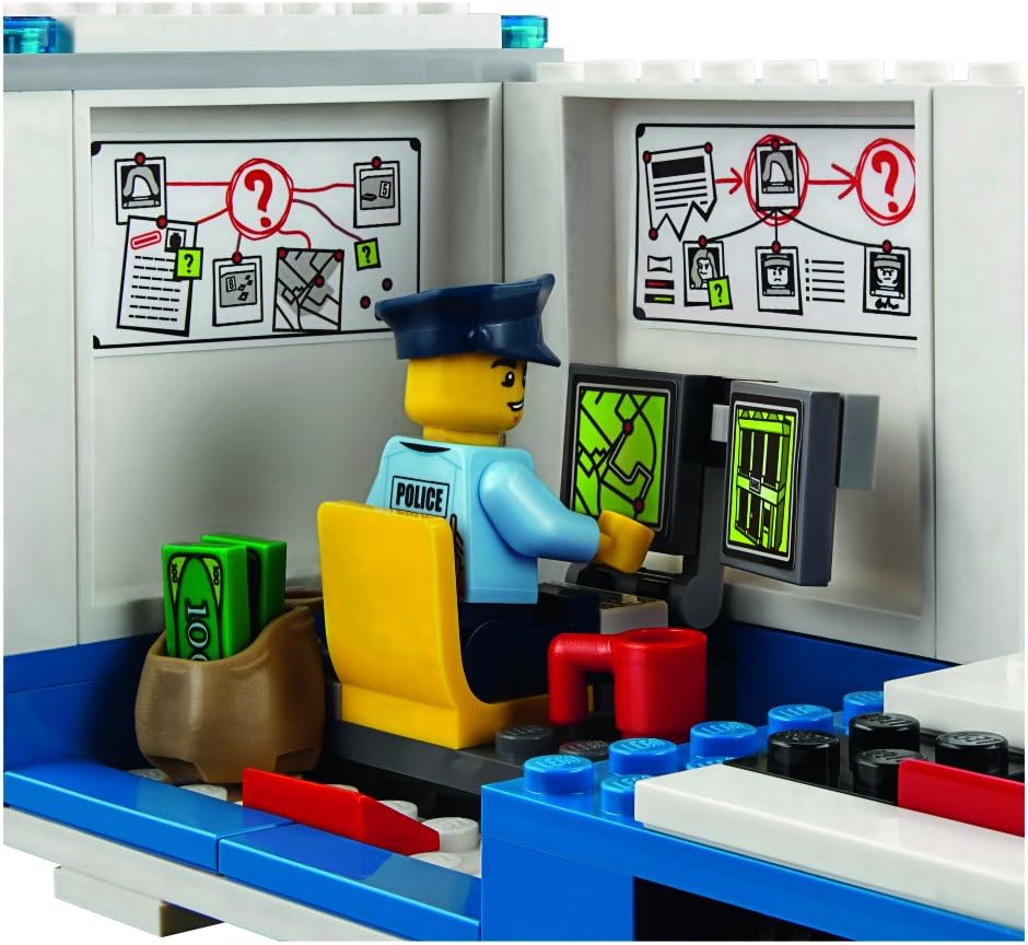 Amazon.com: LEGO City Police Mobile Command Center Truck 60139 Building Toy, Action Cop Motorbike and ATV Play Set for Boys and Girls aged 6 to 12 (374 Pieces): Toys \u0026 Games