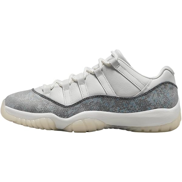 Amazon.com | Nike Air Jordan 11 Retro Low LE Kids 'Light Bone