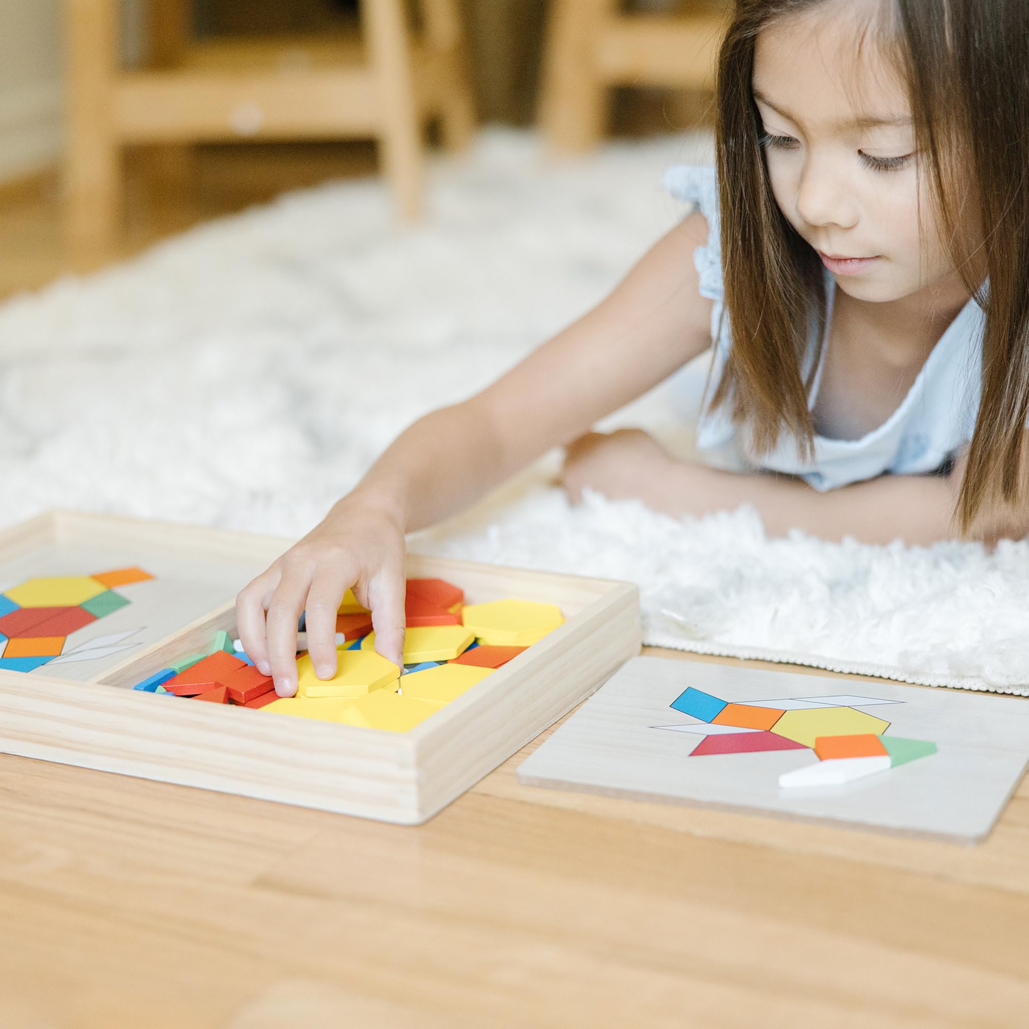 Melissa & Doug Pattern Blocks and Boards - Classic Toy With 120 Solid Wood Shapes and 5 Double-Sided Panels