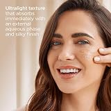 ISDIN Fusion Water MAGIC Color Medium SPF 50 Tinted Sunscreen 50ml view 2