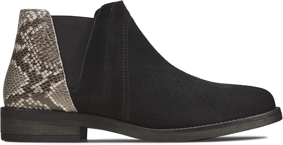 clarks demi beat black suede