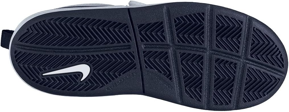 nike pico junior trainers