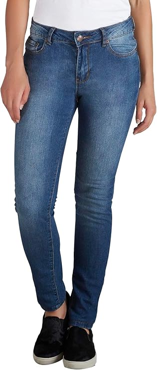 adam levine skinny jeans