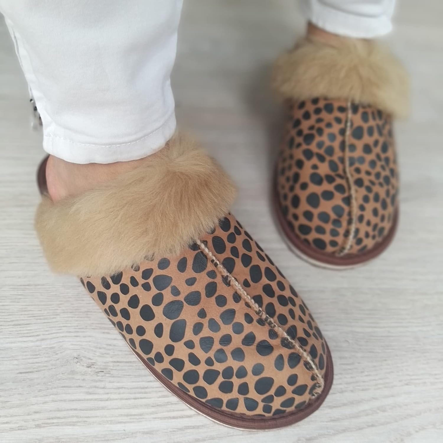 Womens Warm Sheepskin Slippers Leopard Print Fluffy Sheep Skin Slides