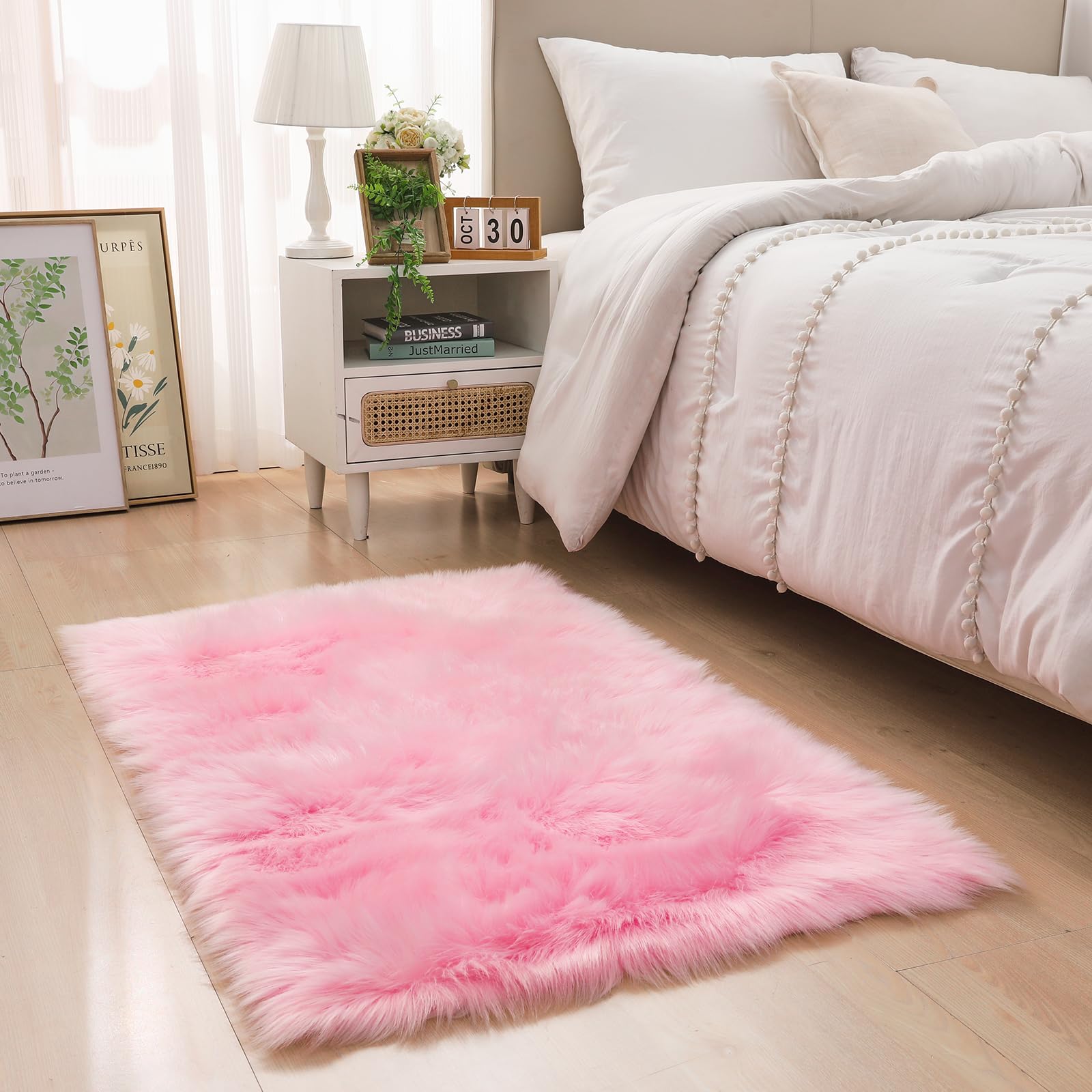 YIHAIC Faux Sheepskin Rug - Faux Fur Rug- Fluffy and Soft Faux Sheepskin Area Rug for Bedroom and Rooms Decor, Shaggy Rugs for Cozy Home Feel (Pink, 60 x 90cm)