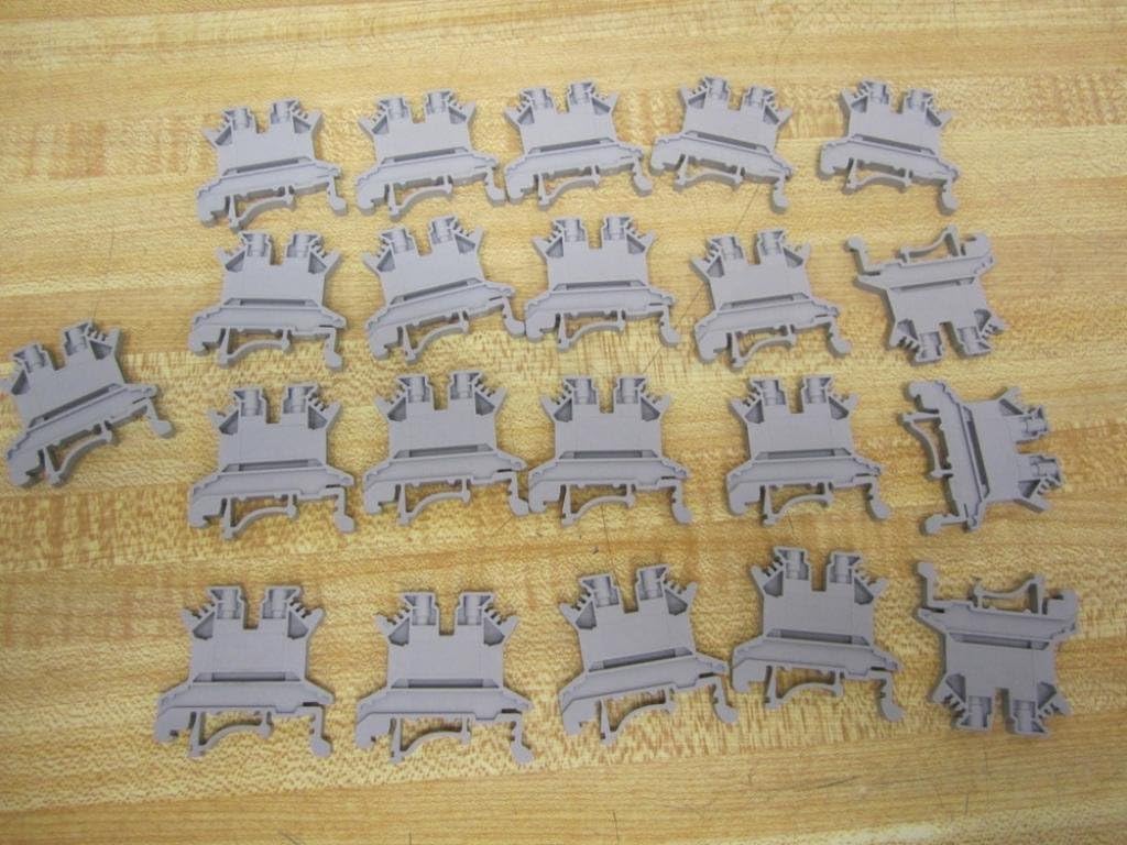 Phoenix Contact 3005837 Terminal Block UK-1,5-N UK15N (Pack of 21)