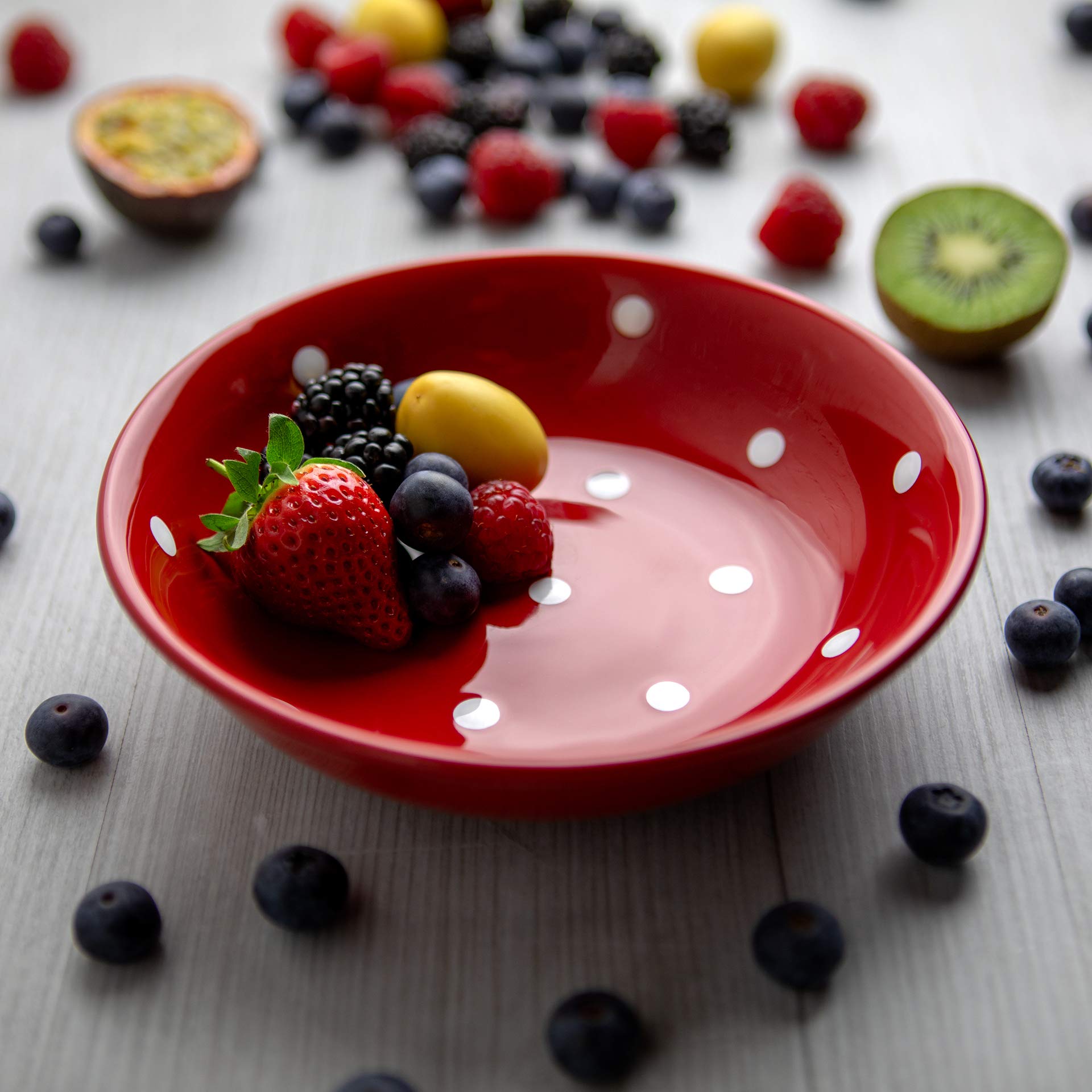 City to Cottage® Red and White Pottery | Polka Dot Spotty | Handmade Hand Painted | Glazed Ceramic 7.3inch/18.5cm | 14oz/400ml Large Salad, Pasta, Fruit, Cereal, Soup Bowl | Unique Dinnerware