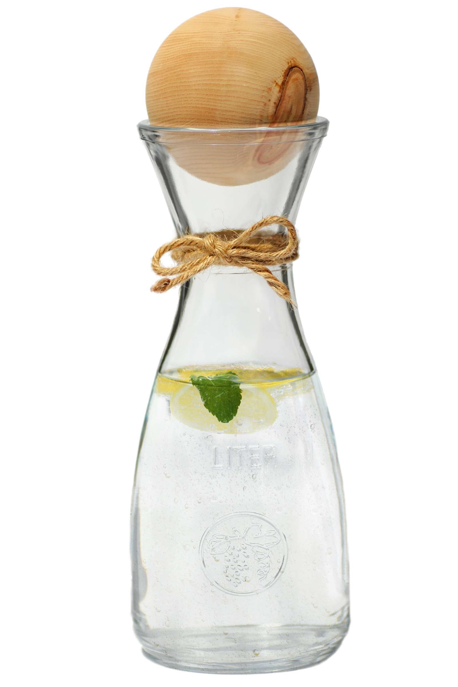 Dekobox Original Zillertaler Rocco Water Carafe 1 L Including Swiss Pine Ball XL – Pine Water with Soothing Properties