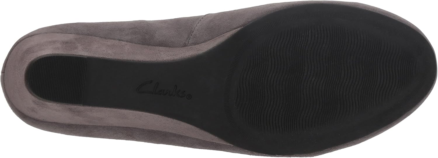 clarks flores tulip suede