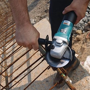 Makita 9565CV featured image 6
